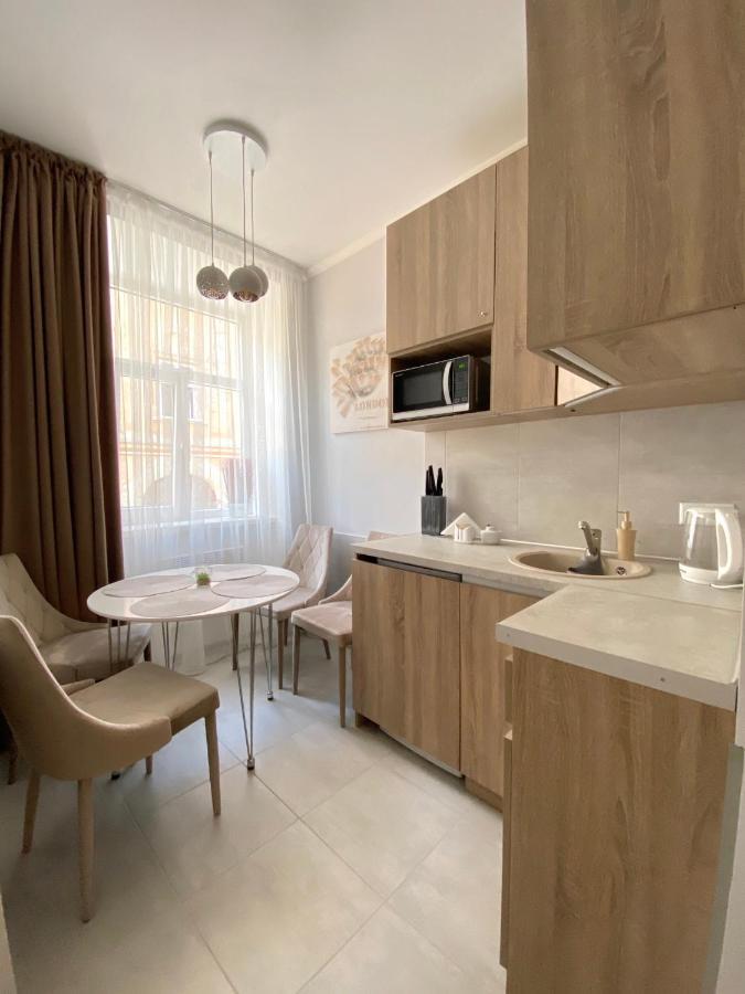 Homelike Apartment Λβιβ Εξωτερικό φωτογραφία