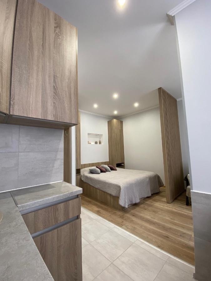 Homelike Apartment Λβιβ Εξωτερικό φωτογραφία
