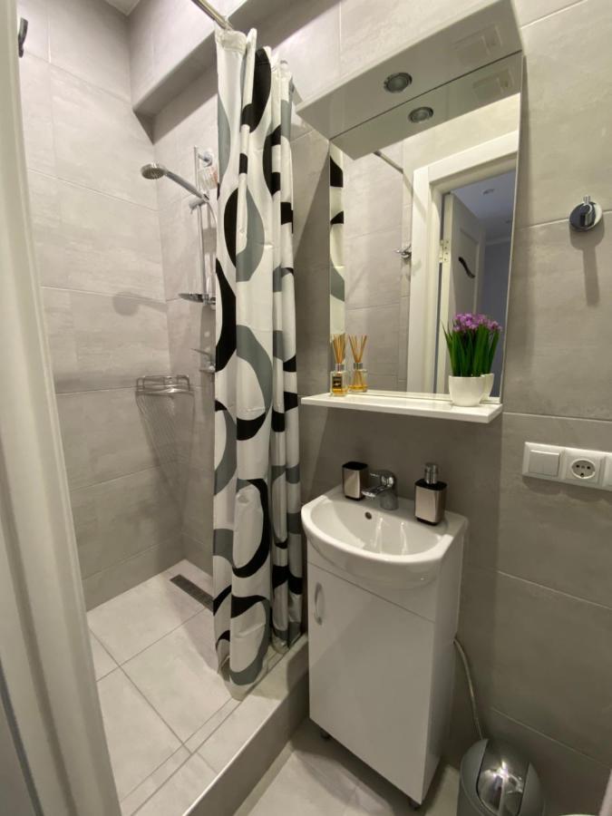 Homelike Apartment Λβιβ Εξωτερικό φωτογραφία